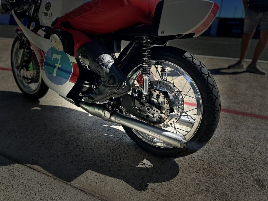 Our TR3 350 highlights the beautiful designs of Yamaha factory race bikes from the 1970s